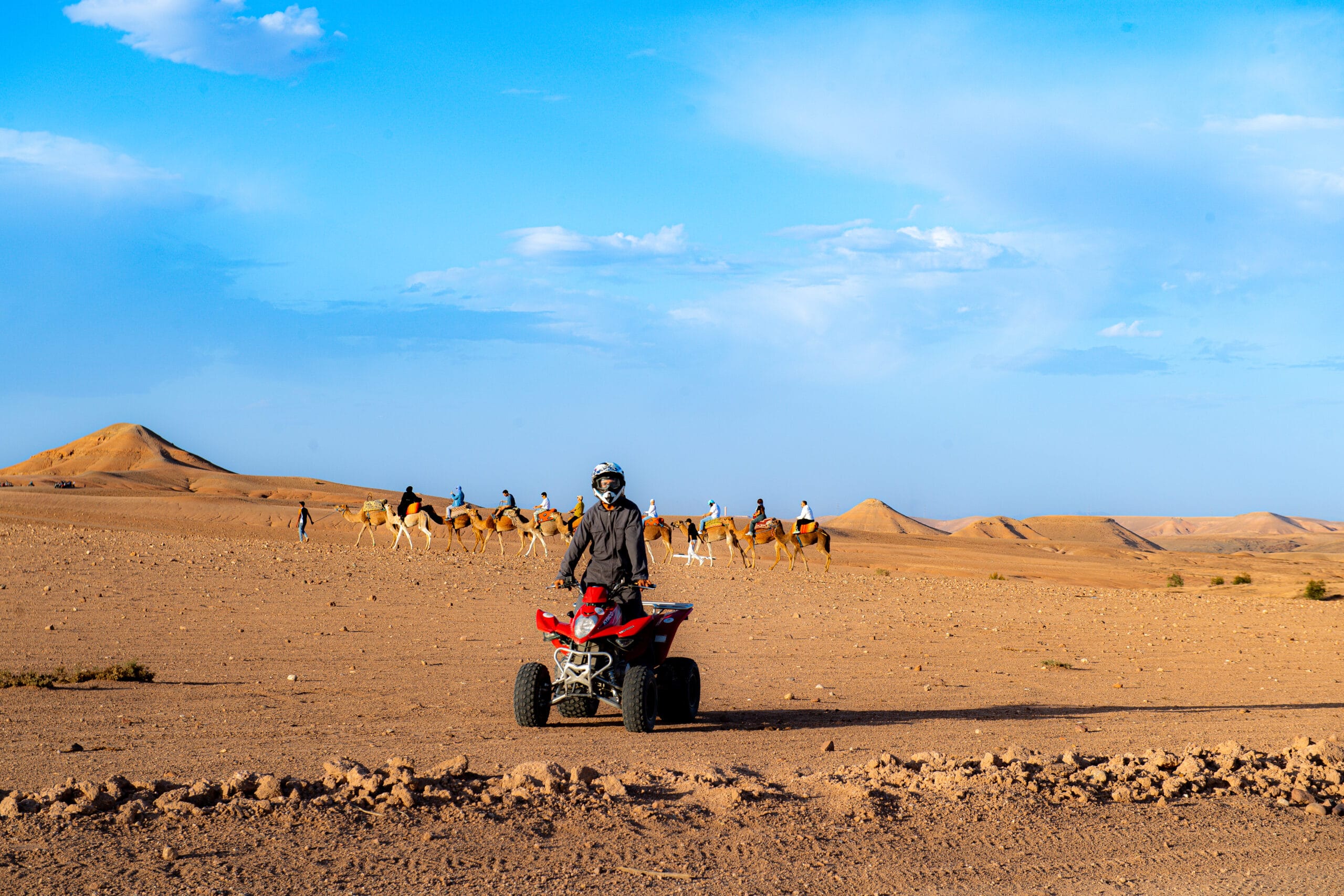Quad et Chameau au Coucher du Soleil - photo 1