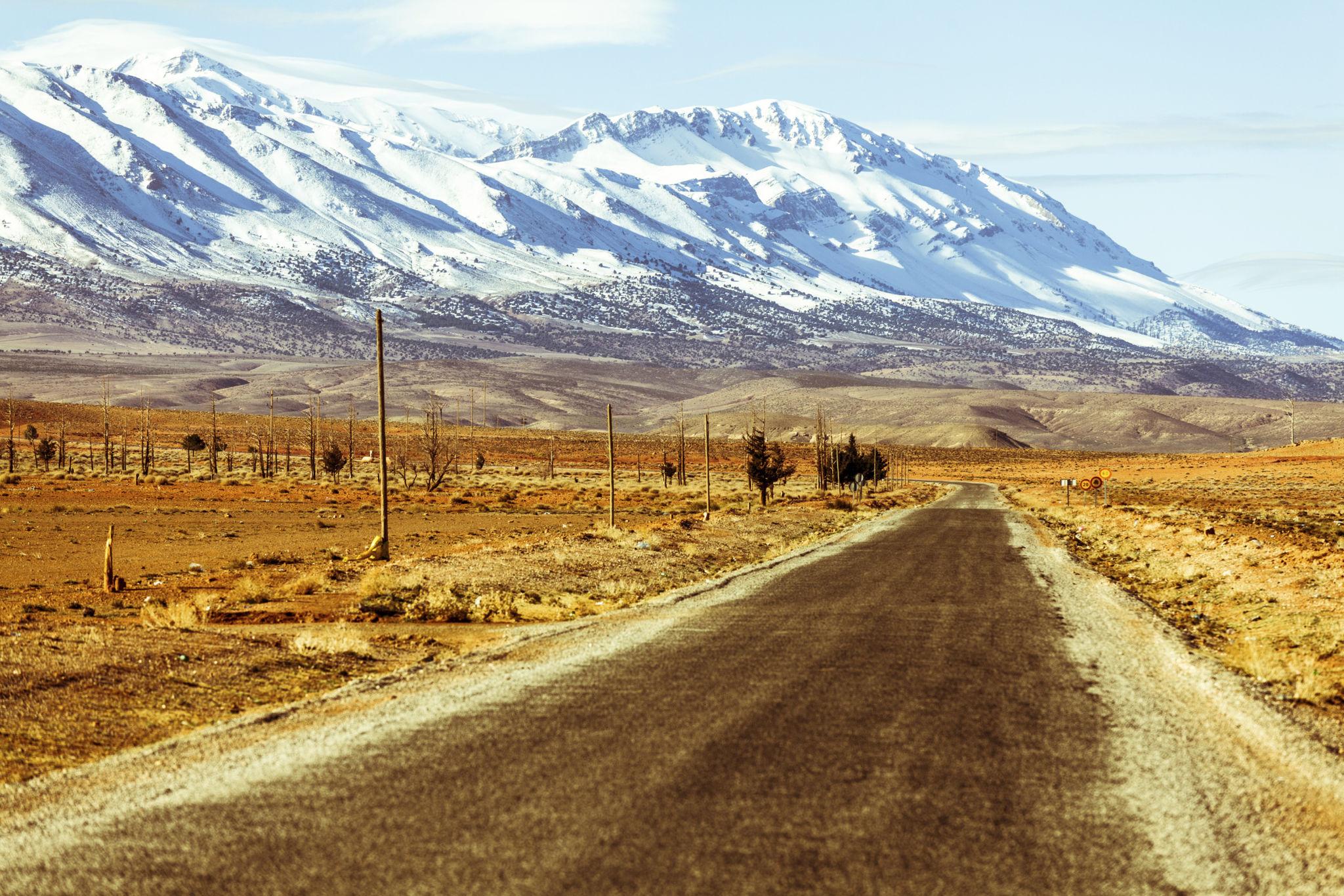 Merzouga — Vallée du Ziz — Midelt — Ifrane — Fès
